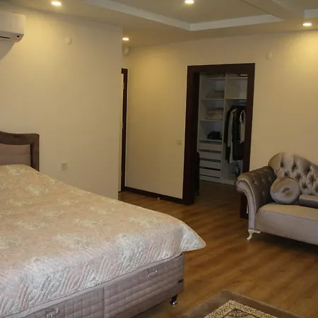 Villa Lara Beach Luxus *