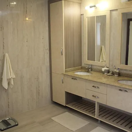 Lara Beach Luxus Villa Antalya