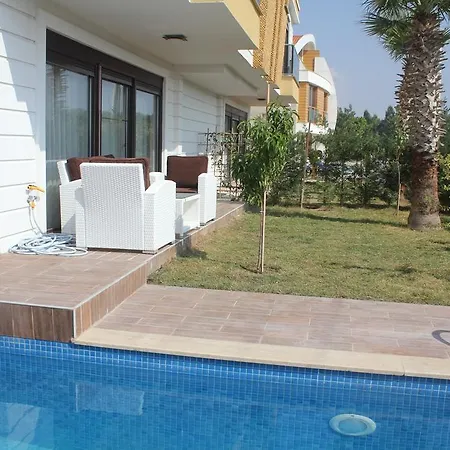 Vilă Lara Beach Luxus *