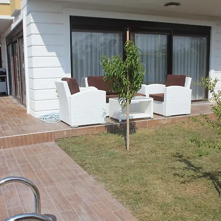 Lara Beach Luxus *